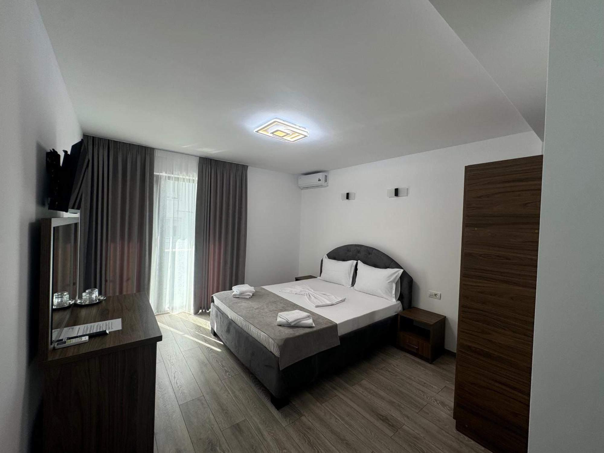 Casa Cristal Sulina Hotel Exterior photo